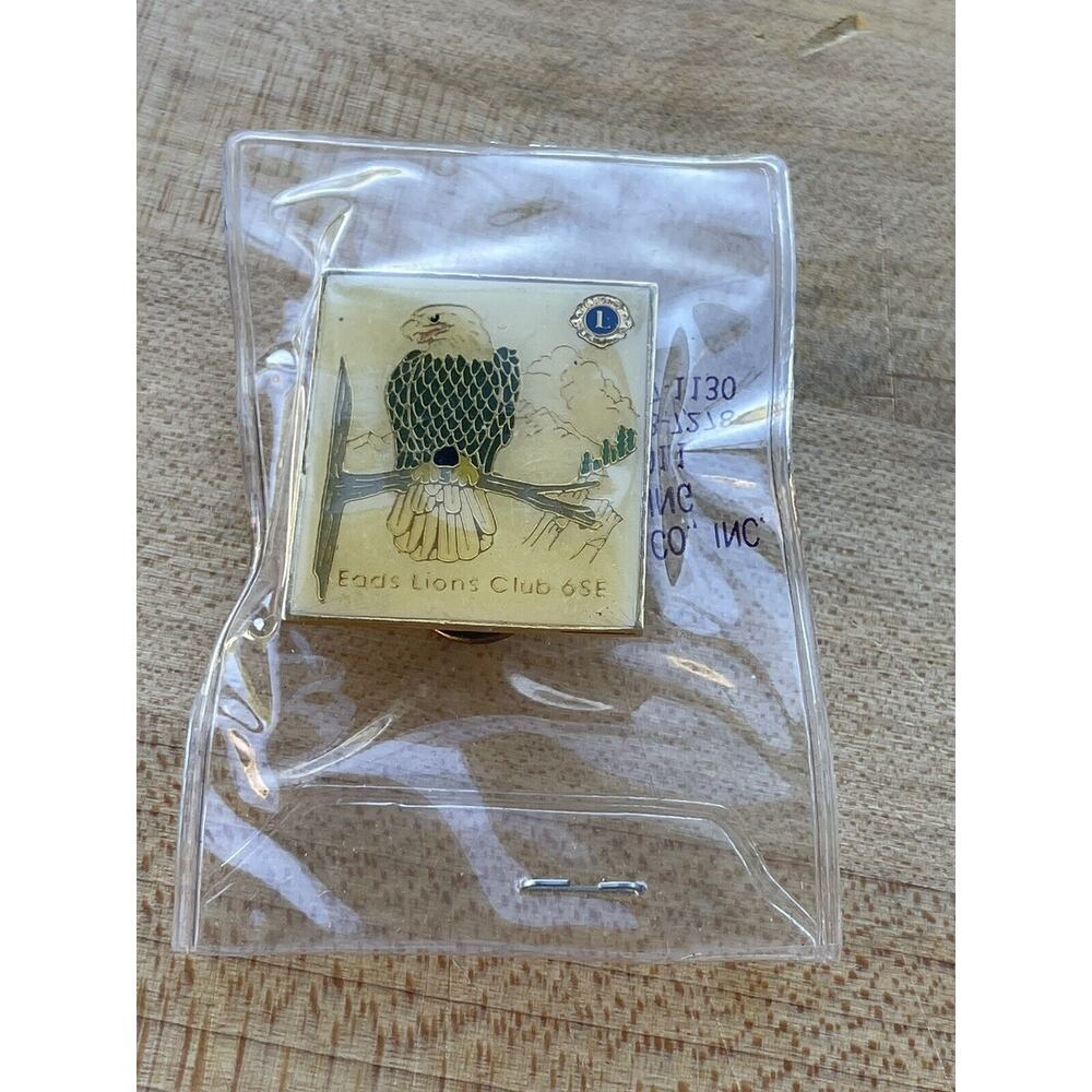Lions Club Eads Eagle Lapel‎ Pin 6SE Tiny 1 Inch 3/4"